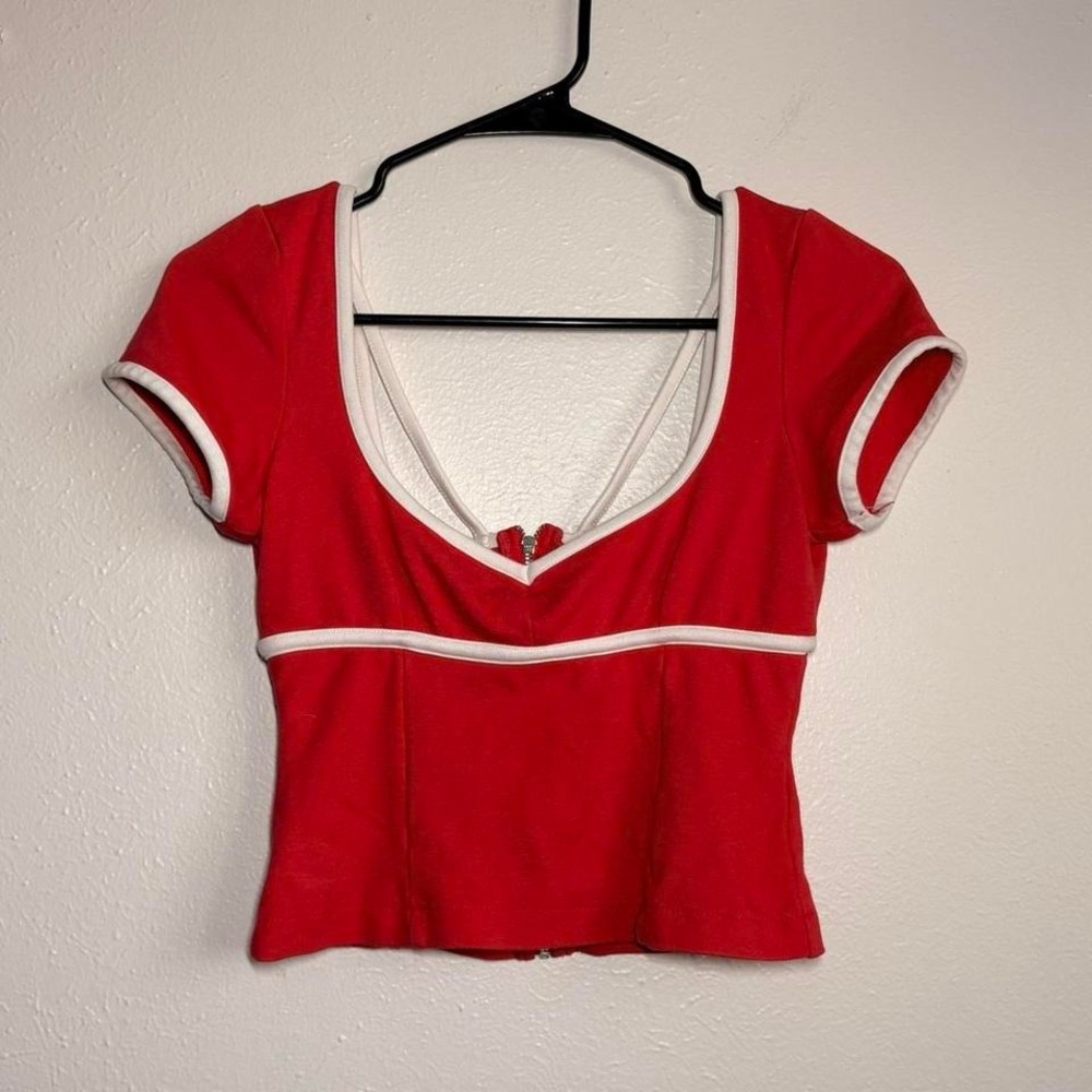 Maeve Women's‎ Size XS Red Fitted Baby Tee Scoop Neck Zip Up Coquette Cropped